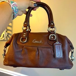 Coach brown handbag G1049-F15445